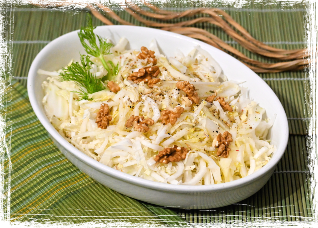 Insalata di cavolo di Pechino e finocchio Insalata di cavolo di Pechino e finocchio