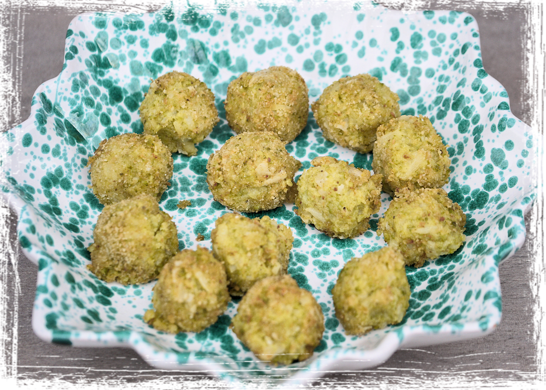 Polpettine di broccolo romanesco e mandorle