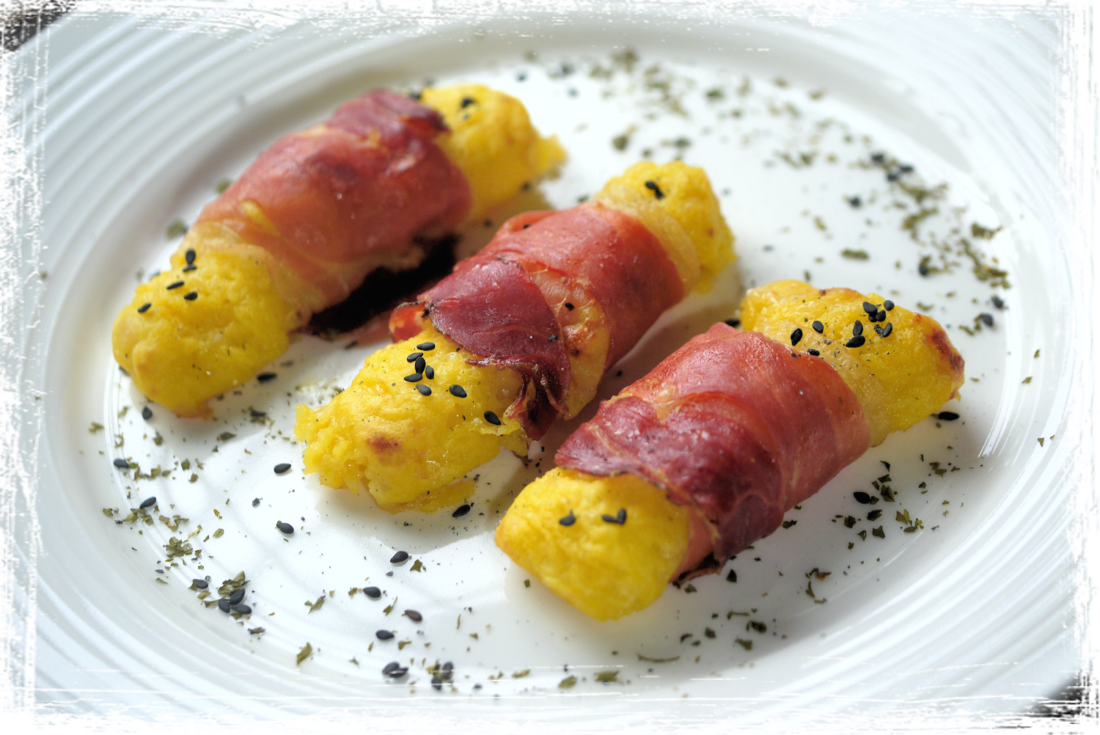 Rotolini di patate e speck